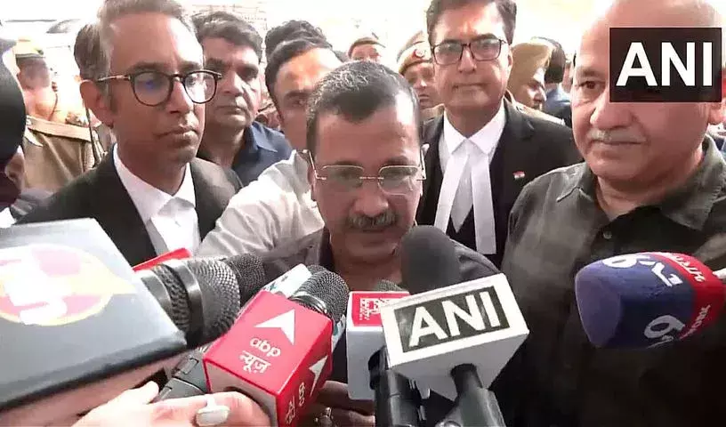 Arvind Kejriwal: ఢిల్లీ లిక్కర్ కేసులో సంచలన తీర్పు.. కేజ్రీవాల్, మనీశ్ లకు భారీ ఊరట.