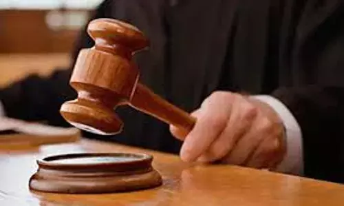 Bijnor Court: హత్య కేసులో నిందితులకు శిక్ష... కోర్టులోనే న్యాయమూర్తికి బెదిరింపులు