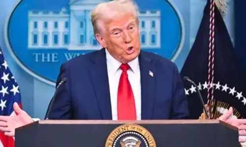 Donald Trump : అమెరికా సుప్రీంకోర్టుపై ట్రంప్ ఫైర్..ఆ తీర్పుతో దేశానికి బిలియన్ డాలర్ల నష్టమంటూ హెచ్చరిక.