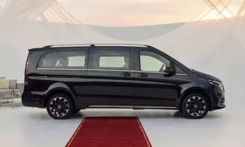 Mercedes-Benz : మెర్సిడెస్ బెంజ్ వి-క్లాస్ రీ-ఎంట్రీ.. రూ.1.4 కోట్లతో లగ్జరీకి ఇది సరికొత్త చిరునామా.