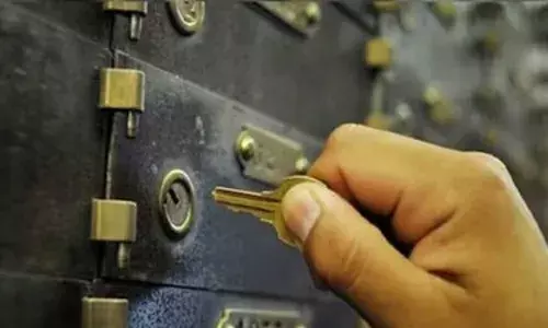 Bank Locker : బ్యాంక్ లాకర్ తాళంచెవి పోయిందా? ఆందోళన వద్దు..ఇలా చేస్తే మళ్లీ ఓపెన్ అవుతుంది.