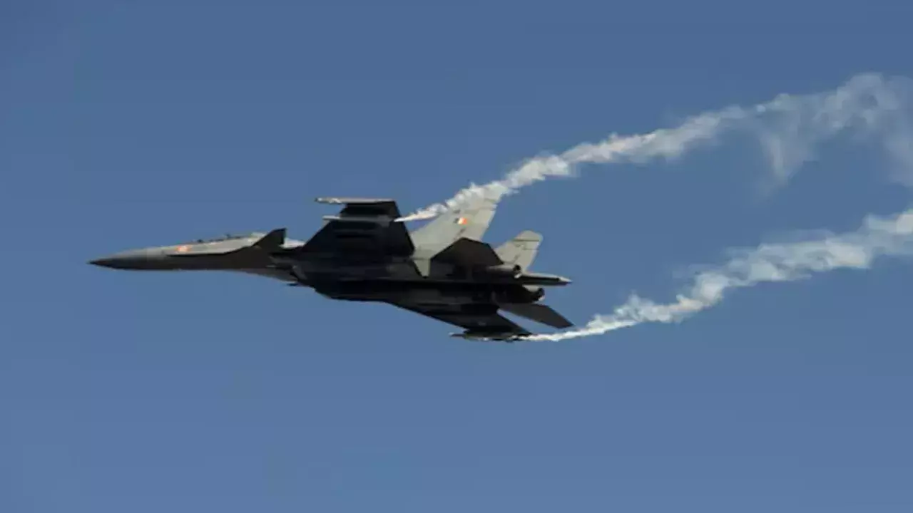 Sukhoi Su-30MKI: అసోంలో అదృశ్యమైన సుఖోయ్ యుద్ధ విమానం..