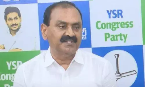 Karunakar Reddy : భగవద్గీతను అవమానించిన కరుణాకర్ రెడ్డి.