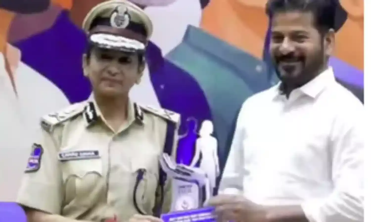 CM REVANTH: మహిళలను వేధిస్తే వదిలి పెట్టం: సీఎం రేవంత్‌‌‌‌రెడ్డి