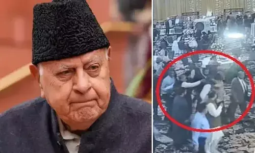 Farooq Abdullah: మాజీ ముఖ్యమంత్రి ఫరూక్ అబ్దుల్లాపై కాల్పులు..