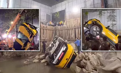 Tata Sierra : టాటా కారు అంటే ఇనుప కొండ... 20 అడుగుల ఎత్తు నుంచి పడినా ముగ్గురు సేఫ్.