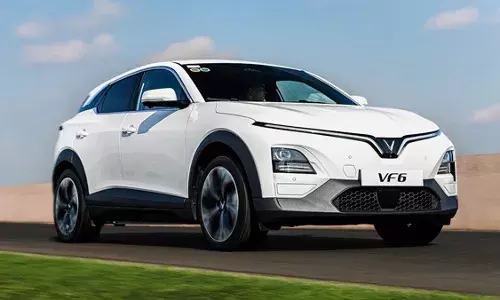 VinFast : విన్‌ఫాస్ట్ సంచలనం.. పాత కారు ఇస్తే కొత్త ఈవీపై రూ.80 వేల వరకు అదనపు తగ్గింపు.