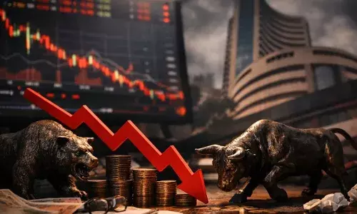 Stock Market Crash : ఇన్వెస్టర్లకు బ్లాక్ ఫ్రైడే.. ఒక్క రోజే లక్షల కోట్ల సంపద ఆవిరి.