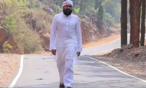 PAWAN: కన్నీరు మీ గడప తొక్కనివ్వను... కష్టం దరి చేరనివ్వను PAWAN: కన్నీరు మీ గడప తొక్కనివ్వను... కష్టం దరి చేరనివ్వను