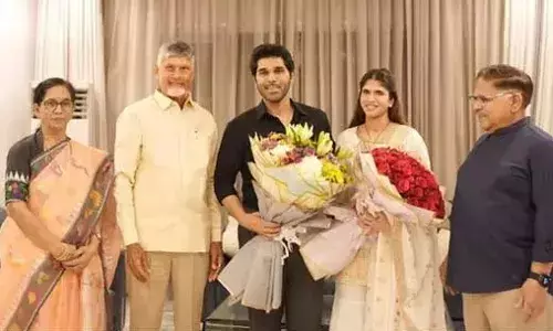 CBN: అల్లు శిరీష్ దంపతులకు చంద్రబాబు ఆశీర్వాదం