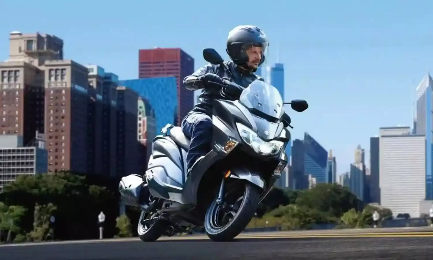 Suzuki Burgman : ప్రీమియం లుక్.. అదిరిపోయే టెక్నాలజీ.. కొత్త రంగులో సుజుకి బర్గ్‌మాన్ సందడి.