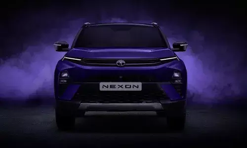 Tata Motors EV : టాటా ఈవీ కార్లపై కళ్లు చెదిరే ఆఫర్లు.. ఏకంగా రూ.3.80 లక్షల వరకు ఆదా చేసే ఛాన్స్.