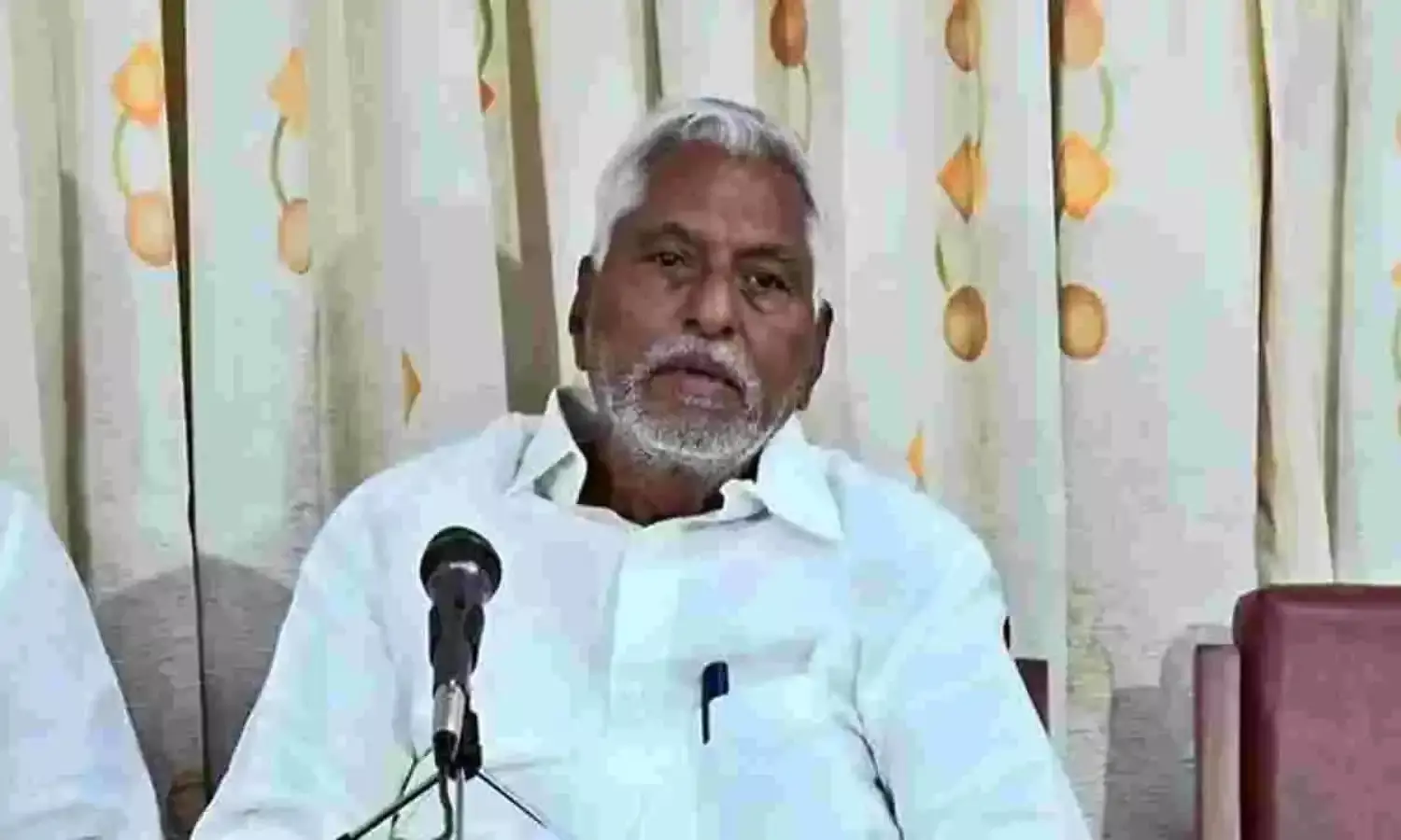 Jeevan Reddy : జీవన్ రెడ్డి రాక.. బీఆర్ ఎస్ కు లాభమా..?