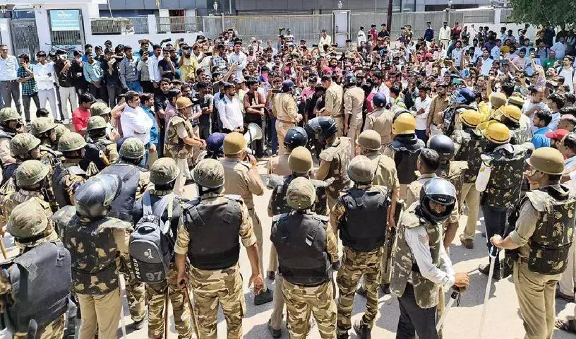 Pak Link  In Noida Protests : నోయిడా హింస వెనుక పాకిస్తాన్  కుట్ర