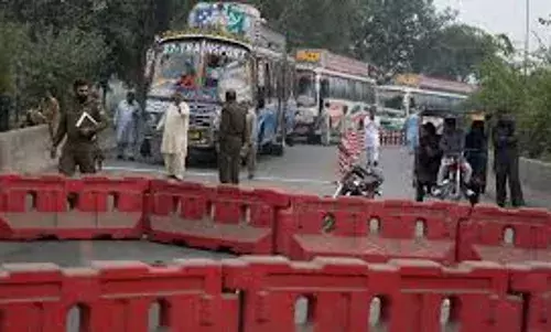Islamabad in Lockdown: 10 రోజులుగా లాక్‌డౌన్‌లో ఇస్లామాబాద్‌..