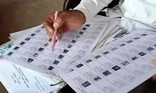EC: తెలుగు రాష్ట్రాల్లో పూర్తిగా ఓటర్ల జాబితా ప్రక్షాళన