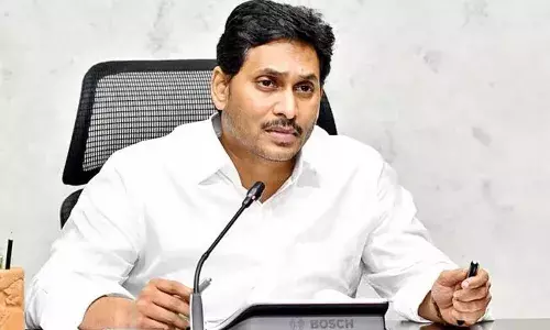 YS Jagan : విజయ్ తో జగన్ సమానమా.. అసెంబ్లీలో ఇద్దరికీ ఎంత తేడా..!