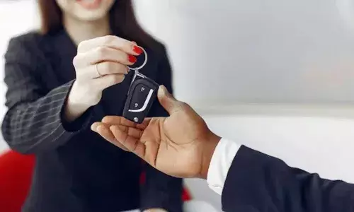 Smart Car Key Hacks : ఆన్ ఆఫ్ మాత్రమే కాదు.. మీ కార్ కీ లో ఎన్ని సీక్రెట్లు ఉన్నాయో తెలిస్తే షాక్.